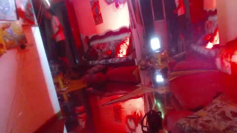 Laye19 online show from February 2, 1:12 am