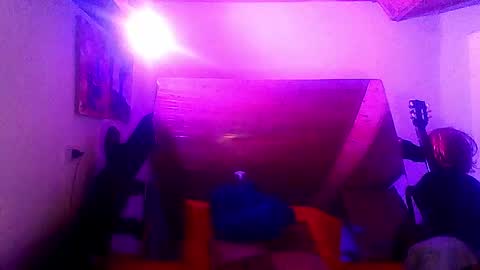 Laye19 online show from February 8, 7:59 am