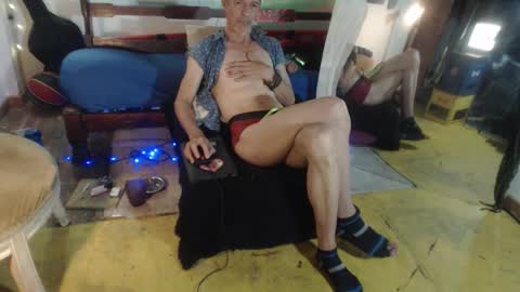 Laye19 online show from September 15, 7:21 am