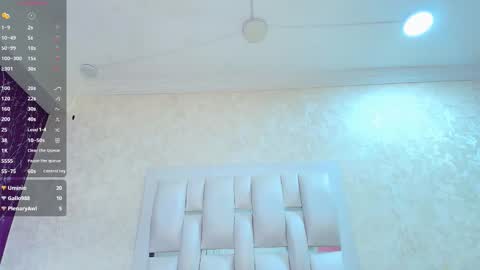 L A Y L A online show from March 4, 4:37 pm