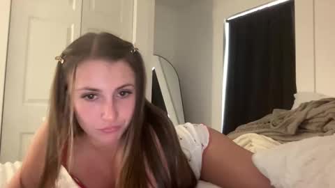 laylahlaylah1 online show from October 8, 6:14 pm