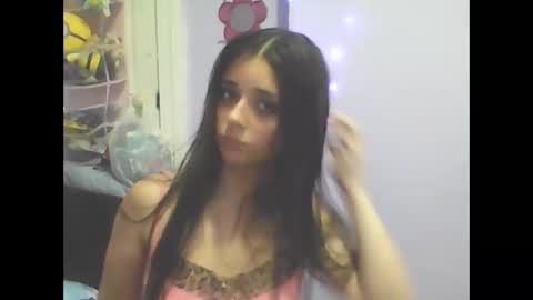 Snapshot of laylakutiex chatting on September 22, 4:49 am Layla online show from September 22, 4:49 am