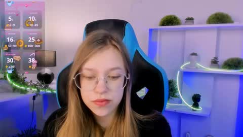 layriantavee online show from April 20, 6:38 am