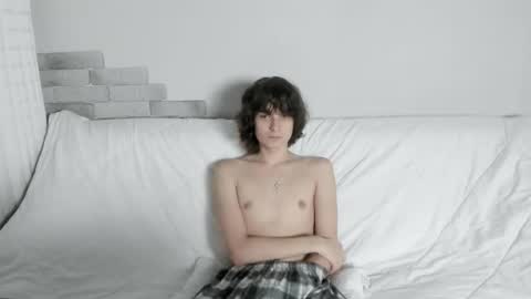 Alex online show from October 24, 6:19 pm