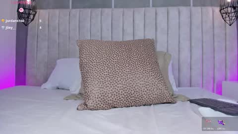    online show from December 18, 8:26 pm