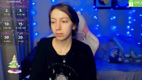 Snapshot of leah__gotty chatting on December 18, 2:38 pm Leah  Gotty online show from December 18, 2:38 pm