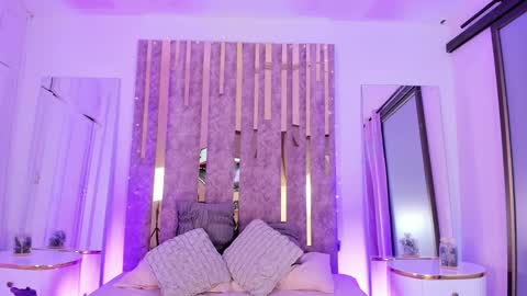 Leah  online show from March 11, 11:37 pm