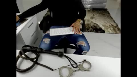 leather_king_of_bitches online show from April 11, 6:40 am