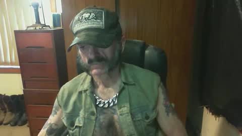 leathergreaser online show from February 4, 10:24 pm