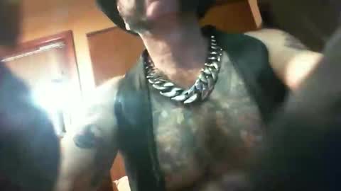 leathergreaser online show from January 10, 8:25 pm