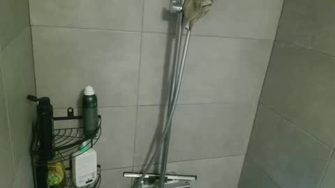 leatherjacketlove online show from December 14, 7:09 pm