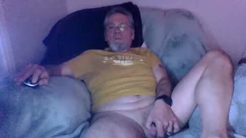 lesbranleur71 online show from February 15, 10:52 pm