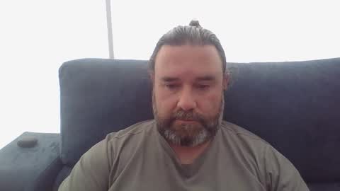 lecheare28 online show from February 11, 3:29 pm