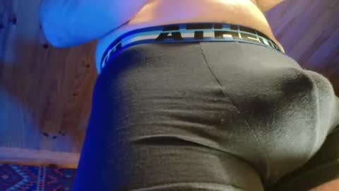 Dliciousman online show from March 1, 6:11 pm