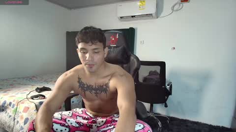  Lei  online show from January 24, 6:25 pm