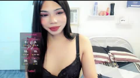 leighottie online show from April 25, 11:23 am