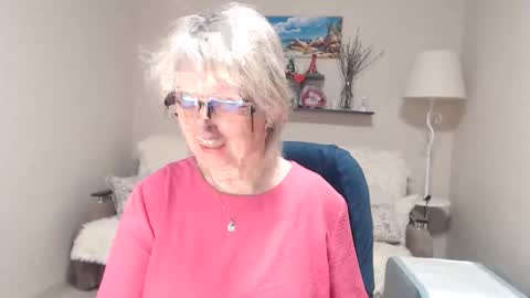 Leila Kinky online show from April 20, 4:37 am