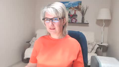 Leila Kinky online show from July 22, 7:43 am