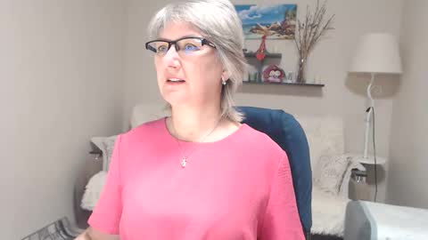 Leila Kinky online show from November 23, 5:05 am