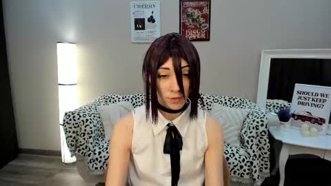 LeilaTaylors online show from April 16, 6:13 am