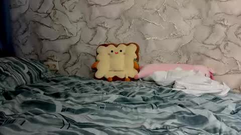 Lemonhazeeee online show from October 2, 4:00 am