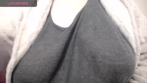 lenagolden online show from January 30, 9:04 pm