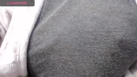 lenagolden online show from December 20, 11:50 am