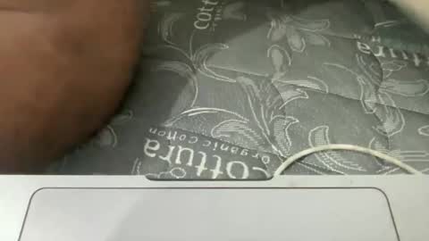 Snapshot of lenifer chatting on October 12, 12:09 pm lenifer online show from October 12, 12:09 pm