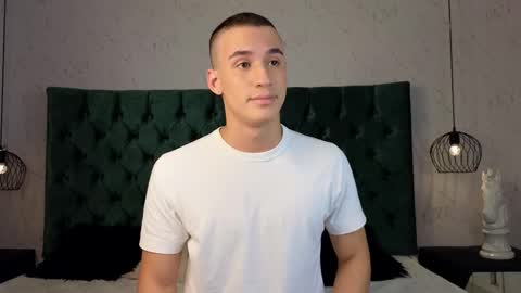 leo online show from February 16, 2:42 am