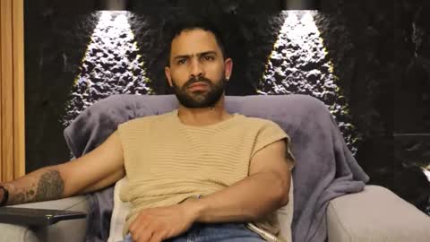 Leo  Diaz online show from January 11, 4:51 am