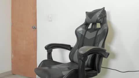 Leo Jones online show from November 16, 12:01 am