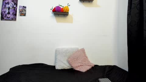 Leo online show from December 11, 3:26 pm