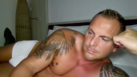 TheBigLeo online show from February 9, 8:55 pm