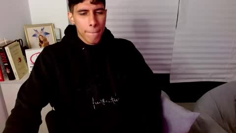 Leo online show from March 8, 5:33 am