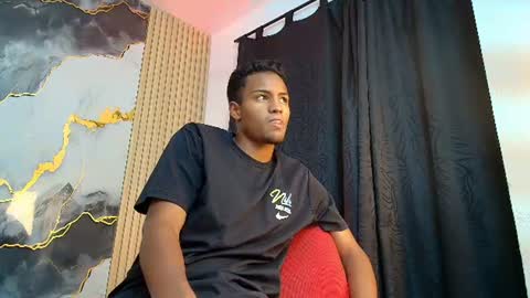 leon__black online show from July 27, 11:07 am