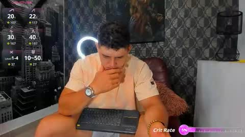 Leon Smoron online show from December 3, 1:37 am