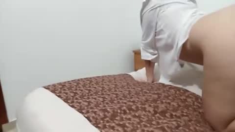 leonabostera online show from April 21, 2:51 am