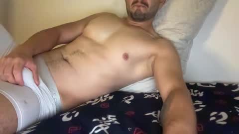 Snapshot of leonandresough chatting on October 9, 12:16 am leonandresough online show from October 9, 12:16 am