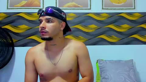 Leon online show from March 17, 12:10 pm