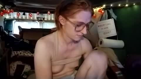 LesleyGumGrass- The Boring Trans girl online show from June 9, 4:06 pm