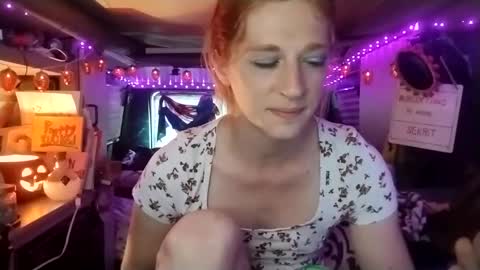 LesleyGumGrass- The Boring Trans girl online show from September 24, 7:20 pm