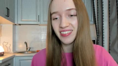 Snapshot of leslie_my_lovee chatting on October 24, 8:31 pm  LESLIE   online show from October 24, 8:31 pm