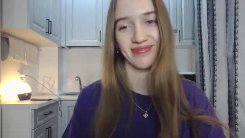 Snapshot of leslie_my_lovee chatting on October 2, 7:23 pm  LESLIE   online show from October 2, 7:23 pm