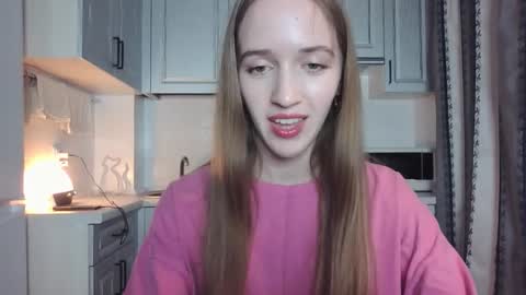 Snapshot of leslie_my_lovee chatting on September 14, 8:10 pm  LESLIE   online show from September 14, 8:10 pm