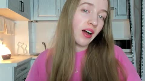 Snapshot of leslie_my_lovee chatting on October 15, 9:26 pm  LESLIE   online show from October 15, 9:26 pm