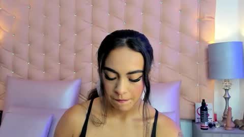 LeslieBush online show from March 10, 12:09 pm