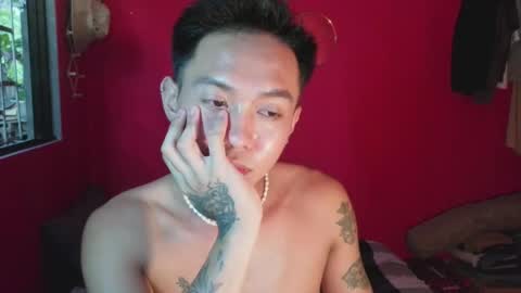 lesteryooo online show from April 16, 9:39 pm