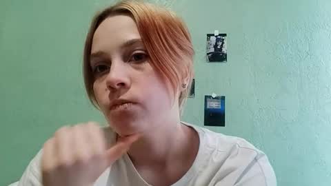 letitiaboteler online show from November 26, 11:18 am