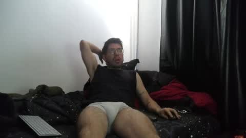 Torres online show from April 29, 5:40 pm