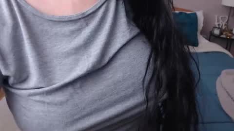 Mary online show from December 16, 1:39 pm